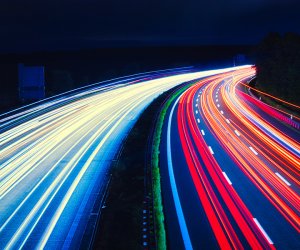Langzeitbelichtung – Autobahn – Strasse – Traffic – Travel – Bac